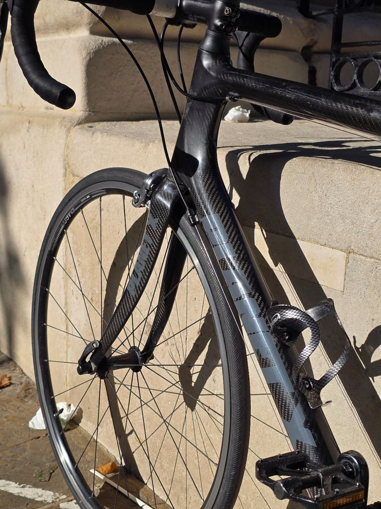 Full carbon fibre Planet X PRO racing bike super fast and upgraded 🔥