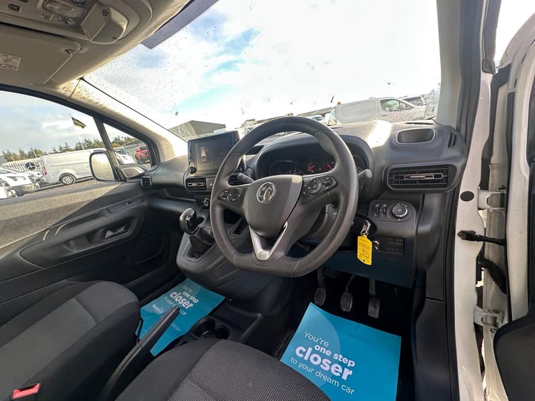 2020 Vauxhall Combo 1.6 Turbo D 2300 Sportive L1 H1 Euro 6 (s/s) 4dr PANEL VAN Diesel Manual