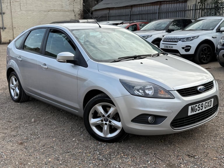 2010 Ford Focus 1.6 Zetec 5dr HATCHBACK Petrol Manual
