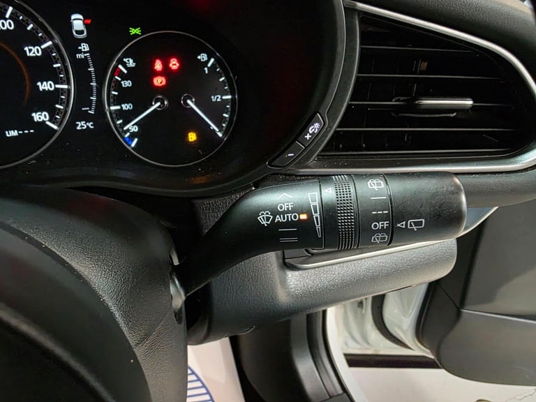 2023 Mazda CX-30 2.0 e-SKYACTIV G MHEV SE-L Lux Auto Euro 6 (s/s) 5dr HATCHBACK Petrol Automatic