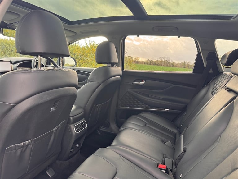 2021 Hyundai Santa Fe 1.6 TGDi Hybrid Ultimate 5dr 4WD Auto ESTATE PETROL/ELECTRIC Automatic