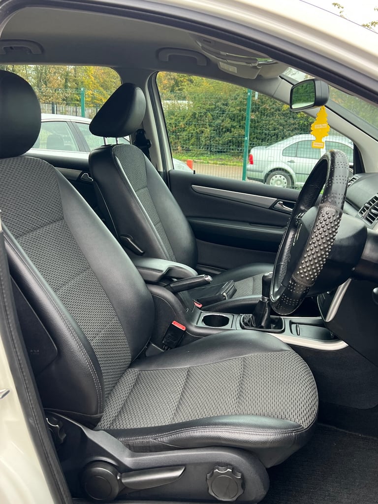 Mercedes-Benz, A CLASS, Hatchback, 2012, Manual, 1991 (cc), 5 doors