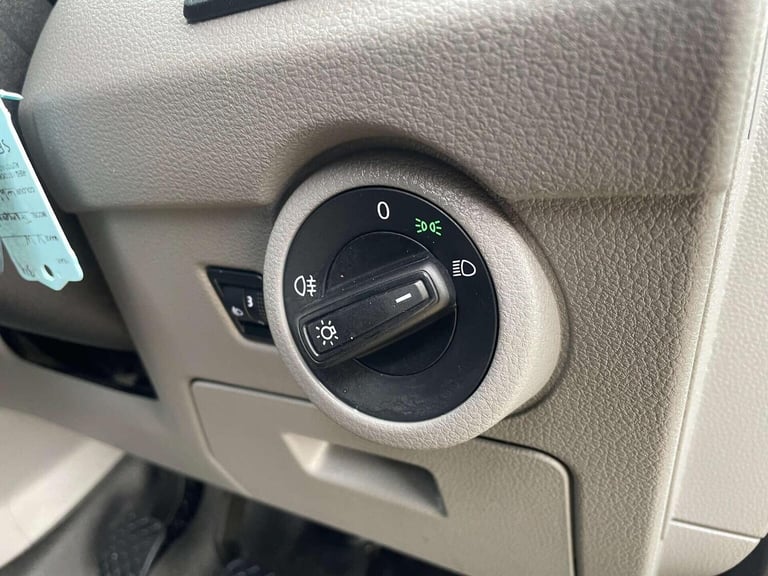 VOLKSWAGEN TRANSPORTER 2.0 TDI T28 Startline FWD LWB Euro 6 (s/s) 5dr 2021