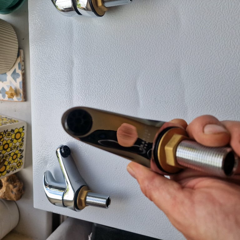 💖Brand new bath and sink taps💖