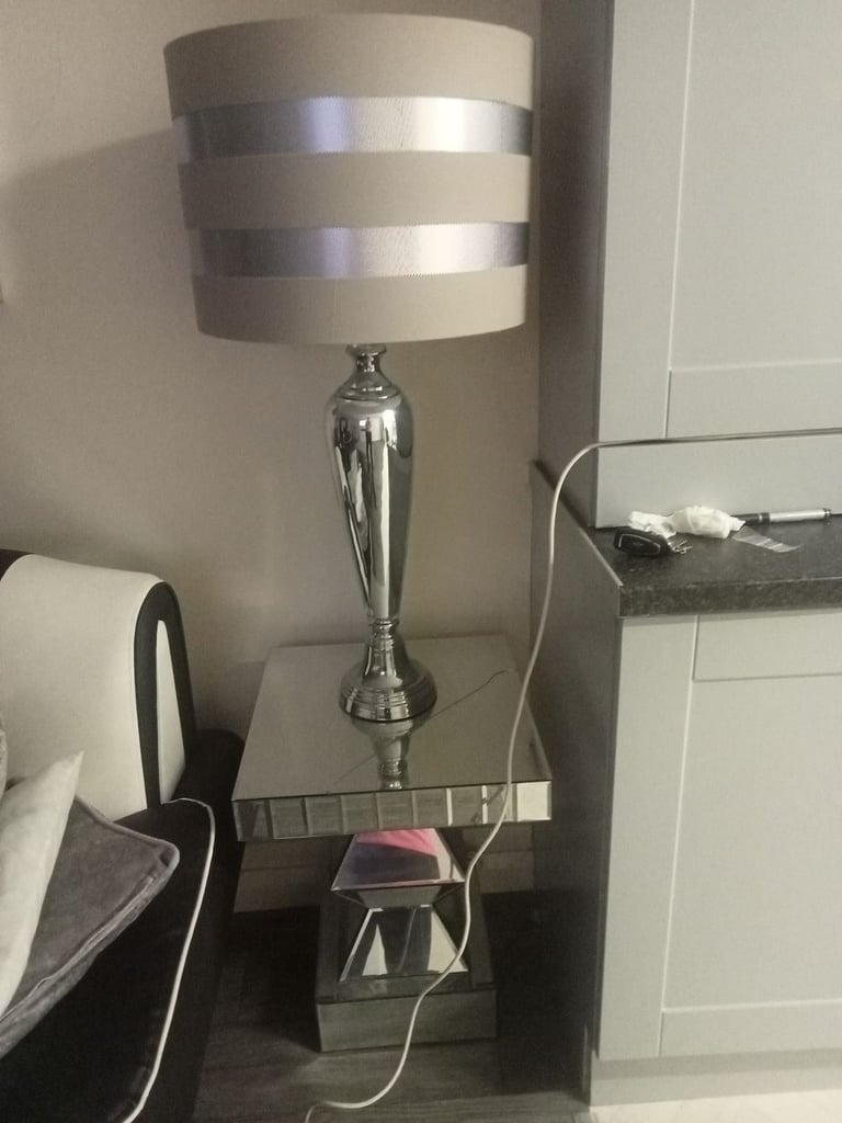 Brand new lamp with stand can deliver 