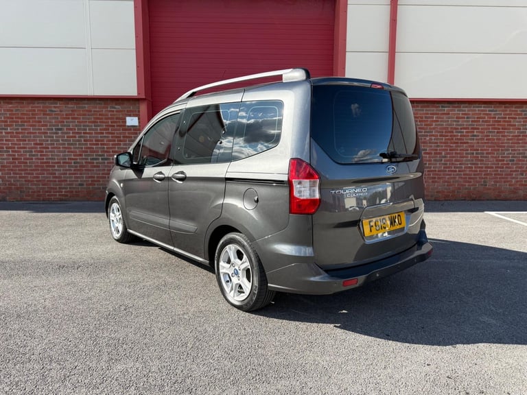 2019 Ford Tourneo Courier 1.5 TDCi Zetec Euro 6 5dr MPV Diesel Manual