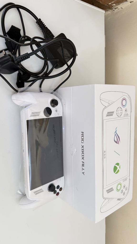 image for Xbox Ally (2025) RC73YA 512GB