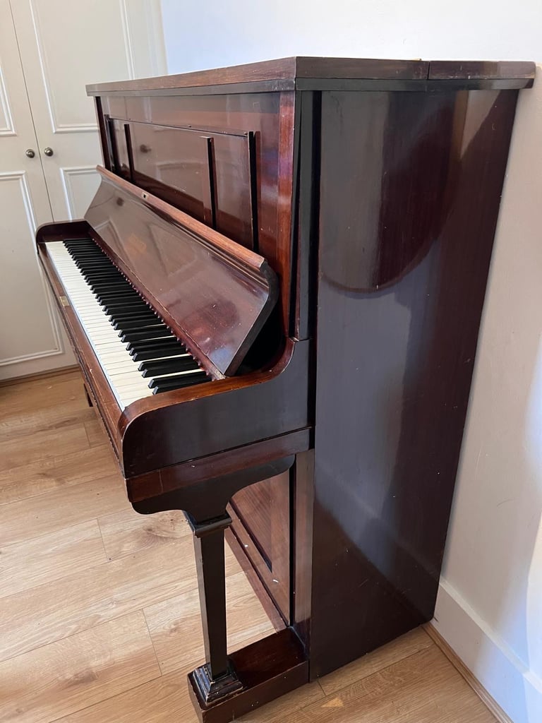 Acoustic piano - Free