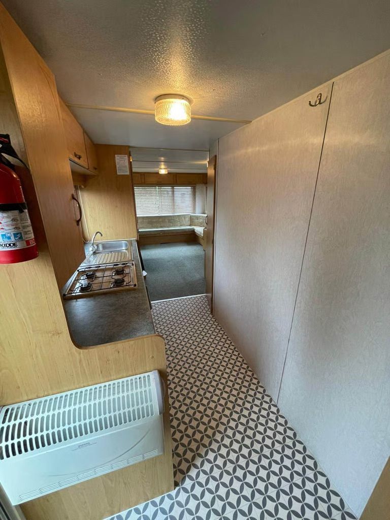1, 2 & 3 bedroom Mobile Homes to Rent near Salisbury. (Inc. Garden, Car Park) 