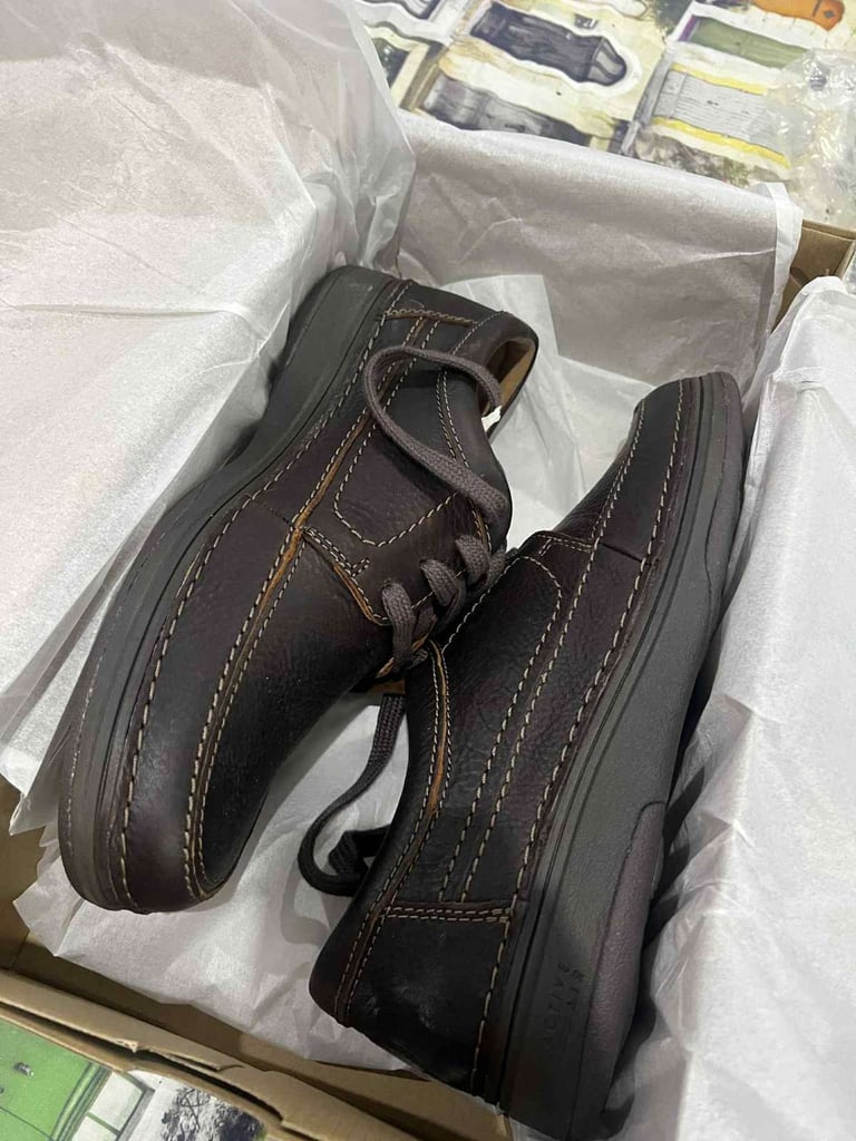 Clarks Active Air Casual Shoes size 9 *Brand New*Cost £99