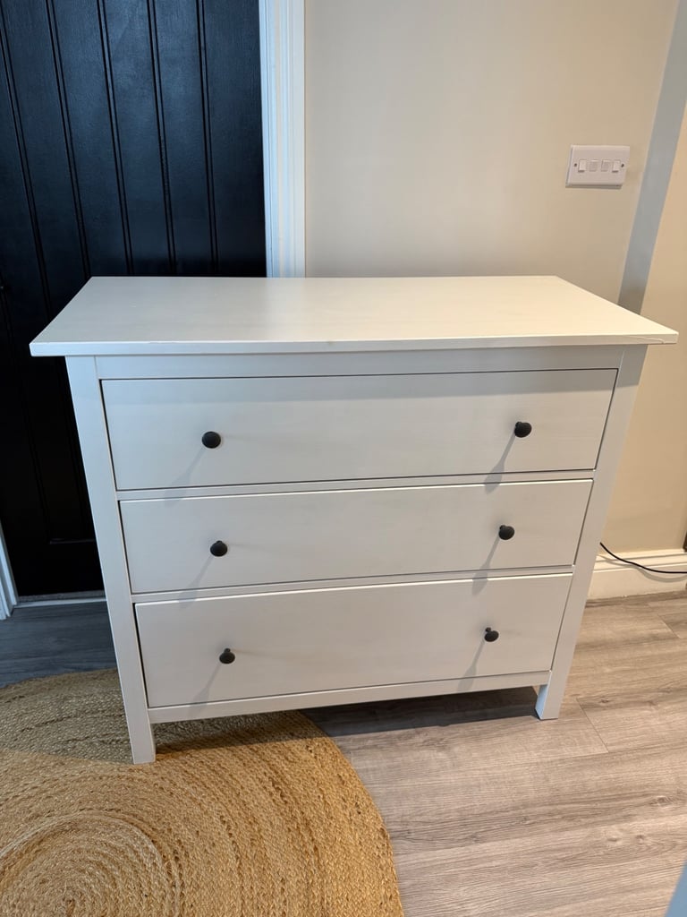 IKEA Hemnes chest of drawers white stain