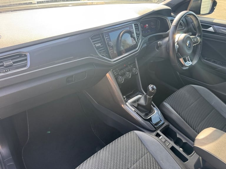 2021 71 VOLKSWAGEN T-ROC 2.0 TDI EVO R-LINE SUV 5DR DIESEL MANUAL EURO 6 (S/S)  