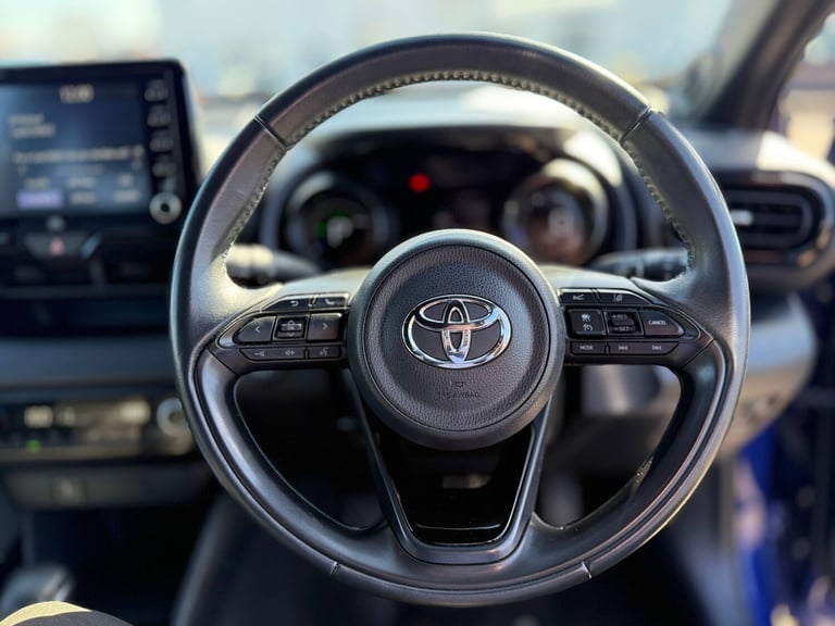 2020 Toyota Yaris 1.5 Hybrid Dynamic 5dr CVT HATCHBACK PETROL/ELECTRIC Automatic