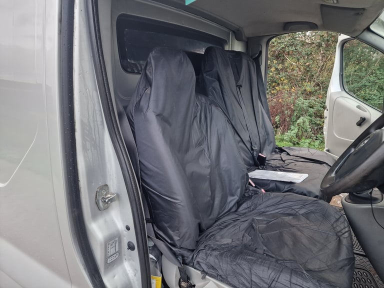 2008 Vauxhall Vivaro Silver LWB  Drives Perfect  3m MOT  Camper Project