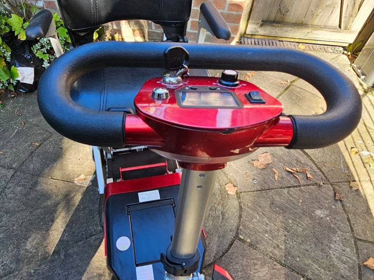 Drive Devilbiss AutoFold Elite Auto Folding Mobility Scooter With Suspension