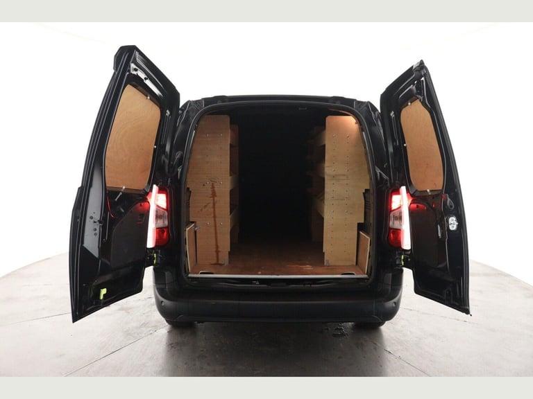 2021 Peugeot Partner Peugeot Partner 950 1.5 BlueHDi 100 Professional PANEL VAN Diesel Manual
