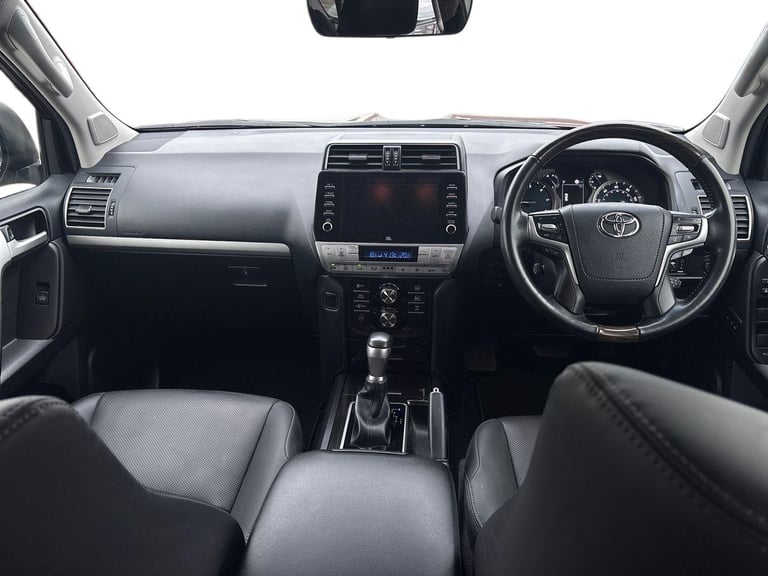 2022 Toyota Land Cruiser 2.8 D-4D 204 Invincible 5dr Auto 7 Seats Station Wagon DIESEL Automatic