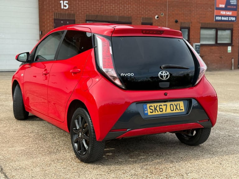 2017 Toyota AYGO 1.0 VVT-i x-style Euro 6 5dr HATCHBACK Petrol Manual