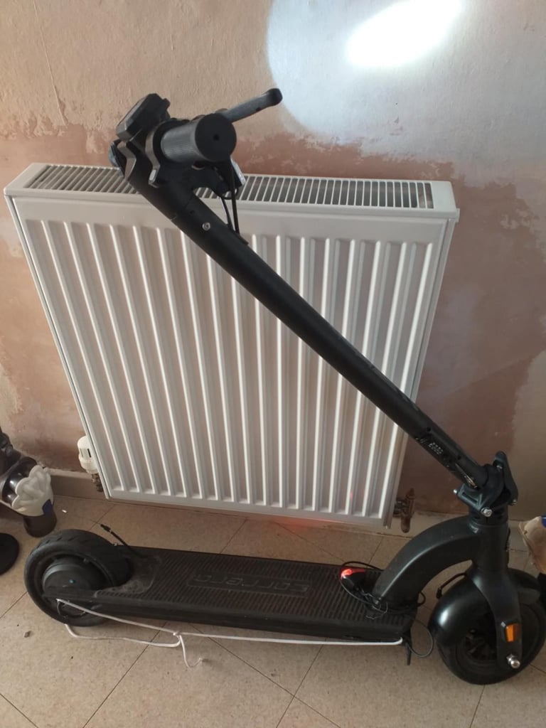 Carrera impel is-1 Electric Scooter