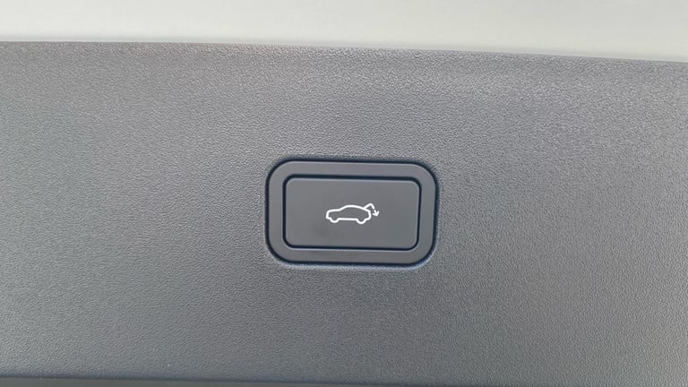 2025 Volvo EX30 315kW Twin Motor Performance Ultra 69kWh 5dr Auto Electric Estate Estate Electric...