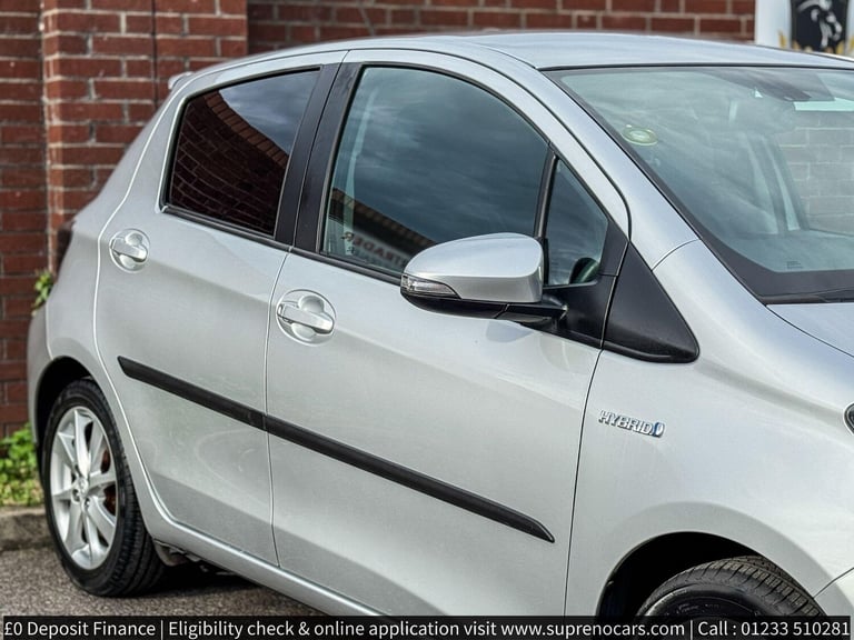  Toyota Yaris 1.5 VVT-h T Spirit CVT Euro 5 5dr Petrol/Electric Hybrid Automatic