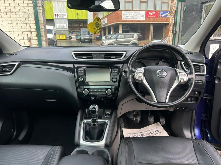 2014 Nissan Qashqai 1.2 DIG-T Tekna 2WD Euro 5 (s/s) 5dr HATCHBACK Petrol Manual