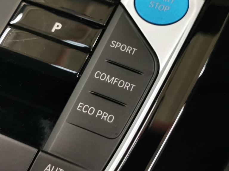 2025 BMW iX3 80kWh M Sport SUV 5dr Electric Auto (286 ps) - CARPLAY - DRIVING ASSISTANT  Suv Elec...
