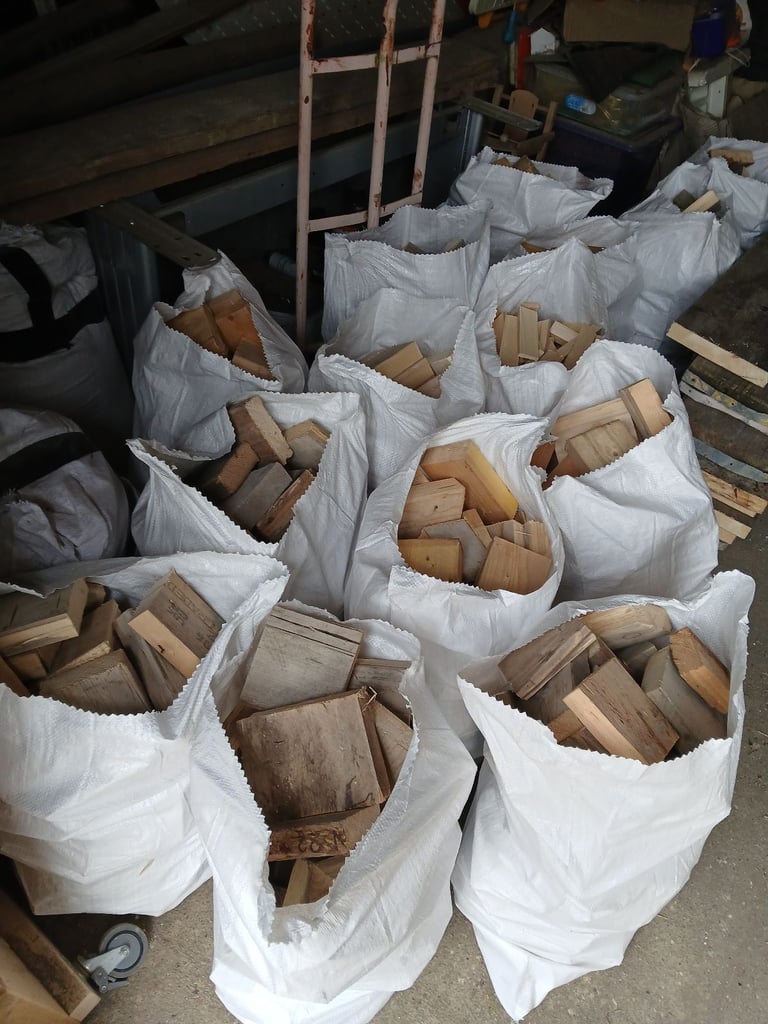 image for Big bags of clean, dry firewood