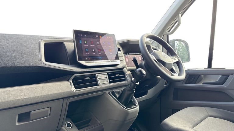 2024 74 VOLKSWAGEN CRAFTER 2.0 TDI CR35 COMMERCE PANEL VAN 5DR DIESEL MANUAL FWD