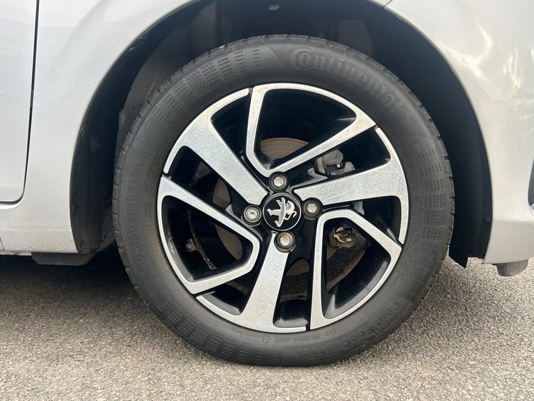 2021 Peugeot 108 1.0 72 Allure 5dr HATCHBACK PETROL Manual