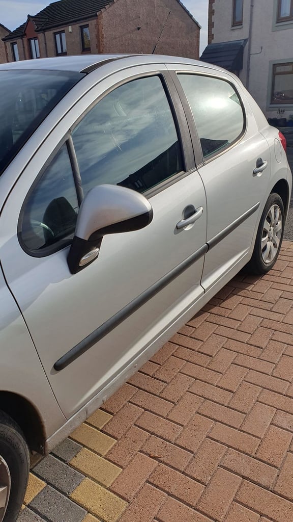 REDUCED Peugeot, 207, Hatchback, 2009, Manual, 1360 (cc), 5 doors