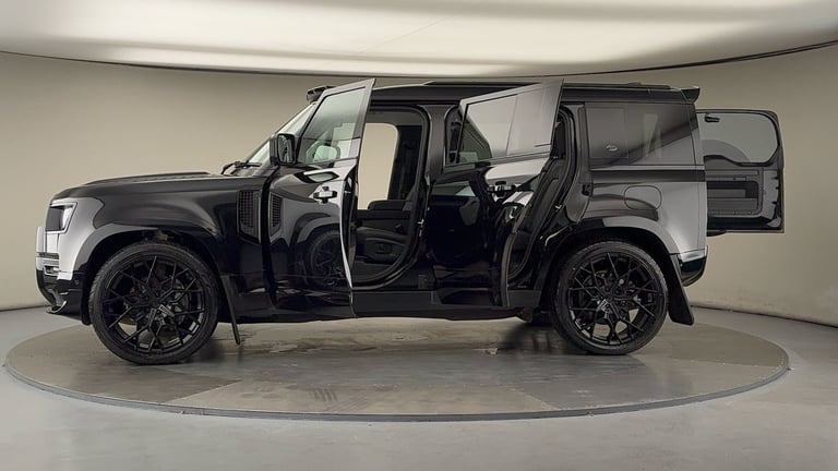 2022 Land Rover Defender 110 2.0 P400e 15.4kWh XS Edition SUV 5dr Petrol Plug-in Hybrid Auto 4WD ...