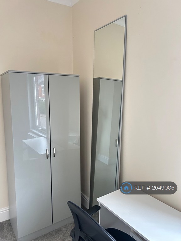 1 bedroom in Ludlow Road, Coventry, CV5 (#2649006)