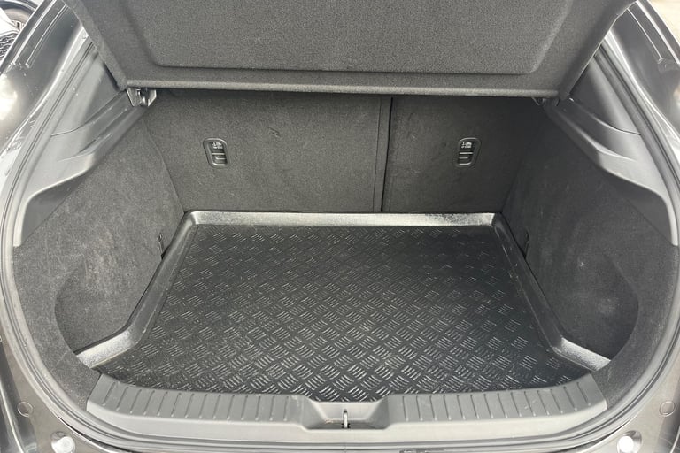 2024 Mazda CX-30 103570 Hatchback Petrol Manual