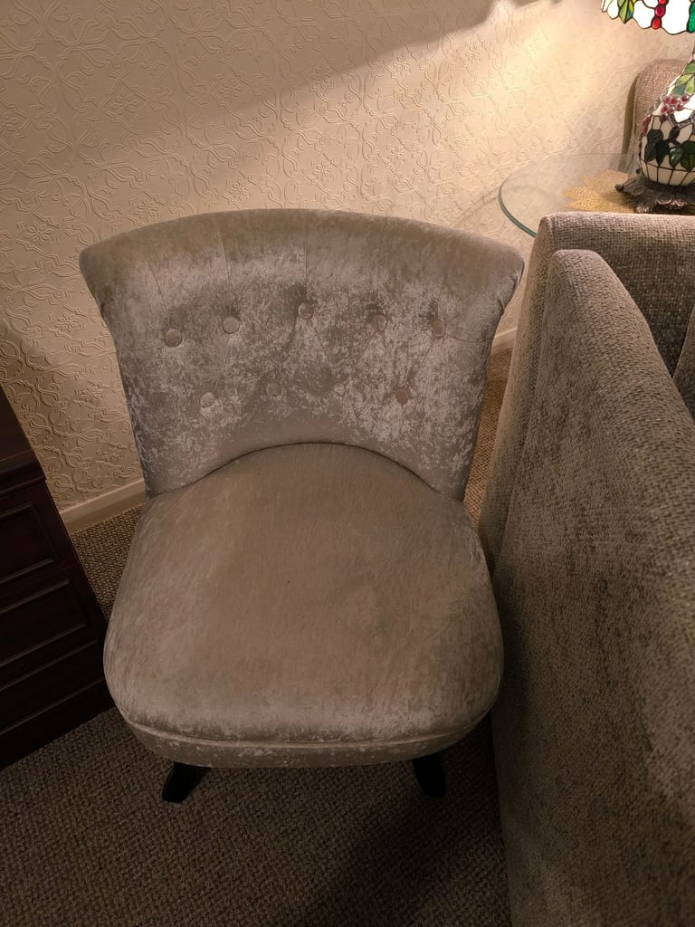 Cream velvet bedroom chair 