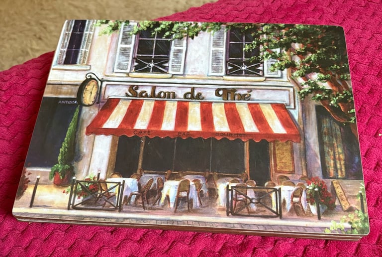 6 Cork Table mats and coasters 