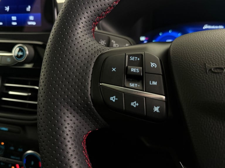 2023 Ford Kuga 2.5 Duratec 14.4kWh ST-Line X Edition CVT Euro 6 (s/s) 5dr HATCHBACK Petrol/Electr...