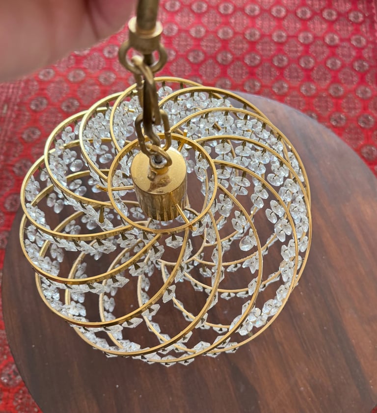 Ceiling light fixture 