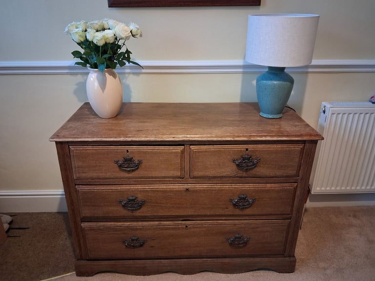 image for Antique style genuine oak chest of drawers