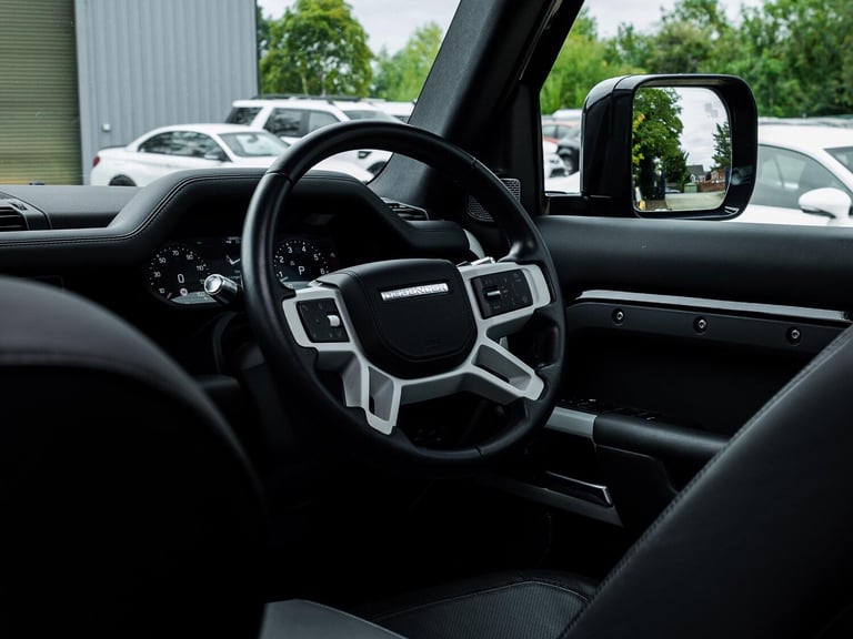 2021 Land Rover Defender 110 2.0 P300 X-Dynamic HSE Auto 4WD Euro 6 (s/s) 5dr ESTATE Petrol Autom...