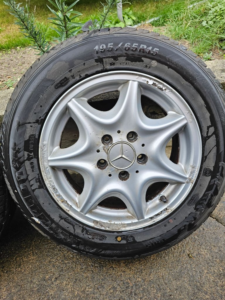 Mercedes c-class alloy wheels x4 with good tyres