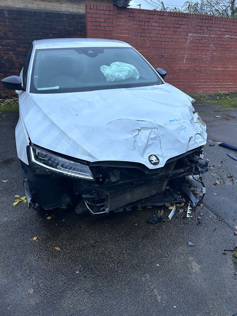 Skoda, SUPERB, Hatchback, 2020,Automatic , 1968 (cc), 5 doors