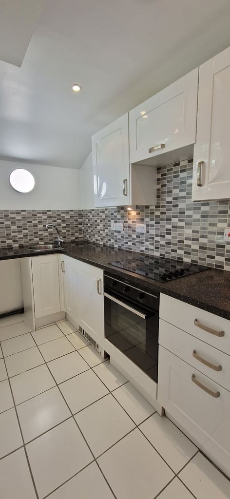 Charming Ground Floor Studio Flat
