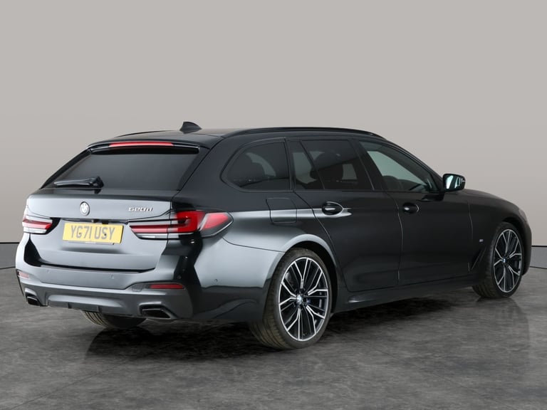 2021 BMW 5 Series 2.0 520d MHT M Sport Touring 5dr Diesel Hybrid Steptronic Euro 6 (s/s) (190 Est...