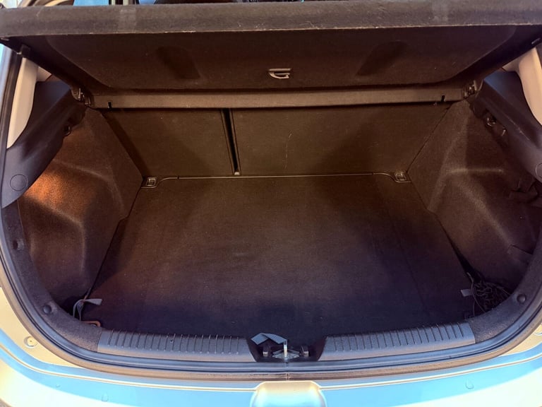 2015 Kia Ceed 1.6 GDi 3 DCT Euro 5 5dr HATCHBACK Petrol Automatic