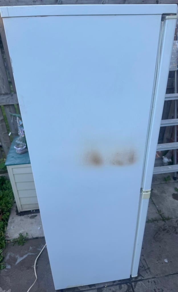 Logik LED Frost-Free Fridge Freezer For Sale/ FREE DELIVERY
