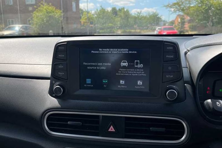 2021 Hyundai KONA 39kWh SE SUV 5dr Electric Auto (10.5kW Charger) (136 ps) SUV Electric Automatic