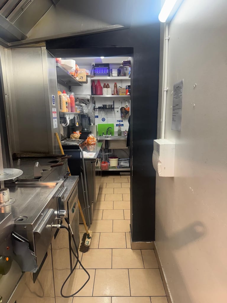 Smash Burger Shop for sale - Hornchurch 