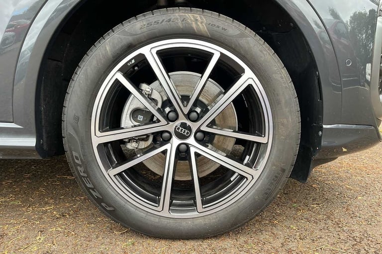 2025 Audi Q5 2.0 TDI Quattro S Line 5dr S Tronic ESTATE DIESEL Automatic