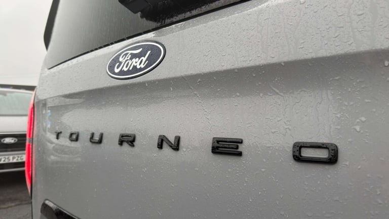  Ford Tourneo Custom 2.0 EcoBlue 170ps H1 Active 8 seater Auto Other Diesel Automatic